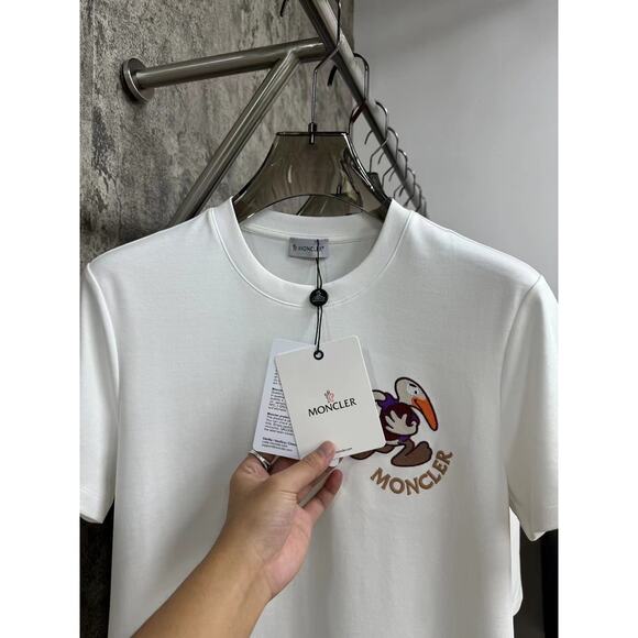 Moncler men's and women's crew neck white short sleeve T-shirt - Picture 5 of 9